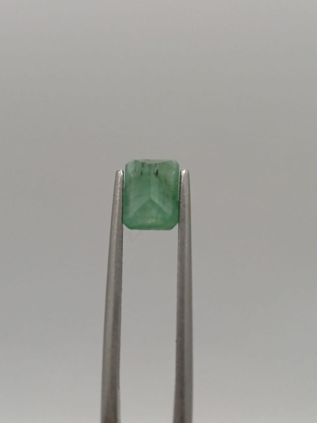 Esmeralda brasileña rectangular de 1.12ct