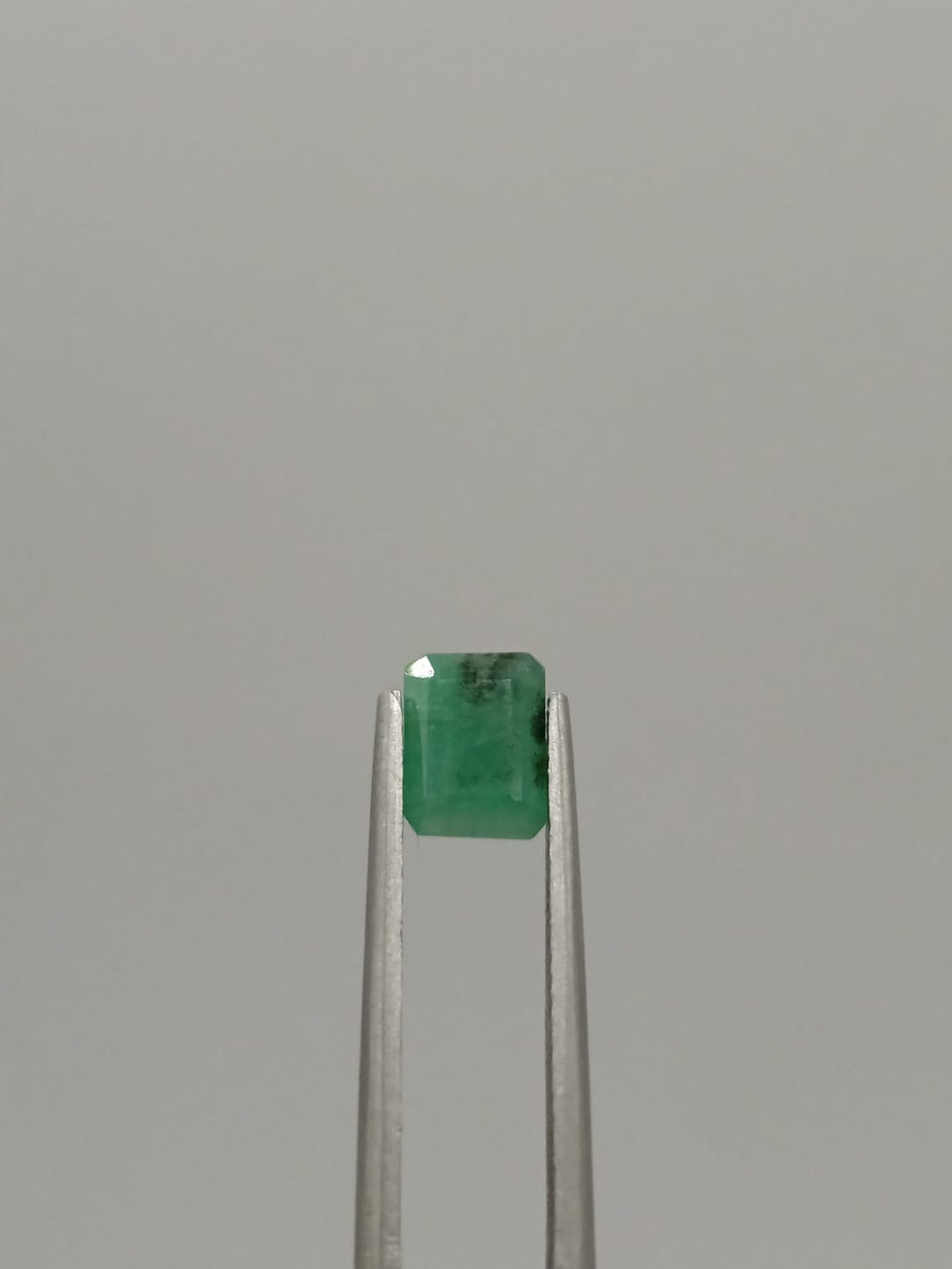 Esmeralda brasileña rectangular de 1.20ct