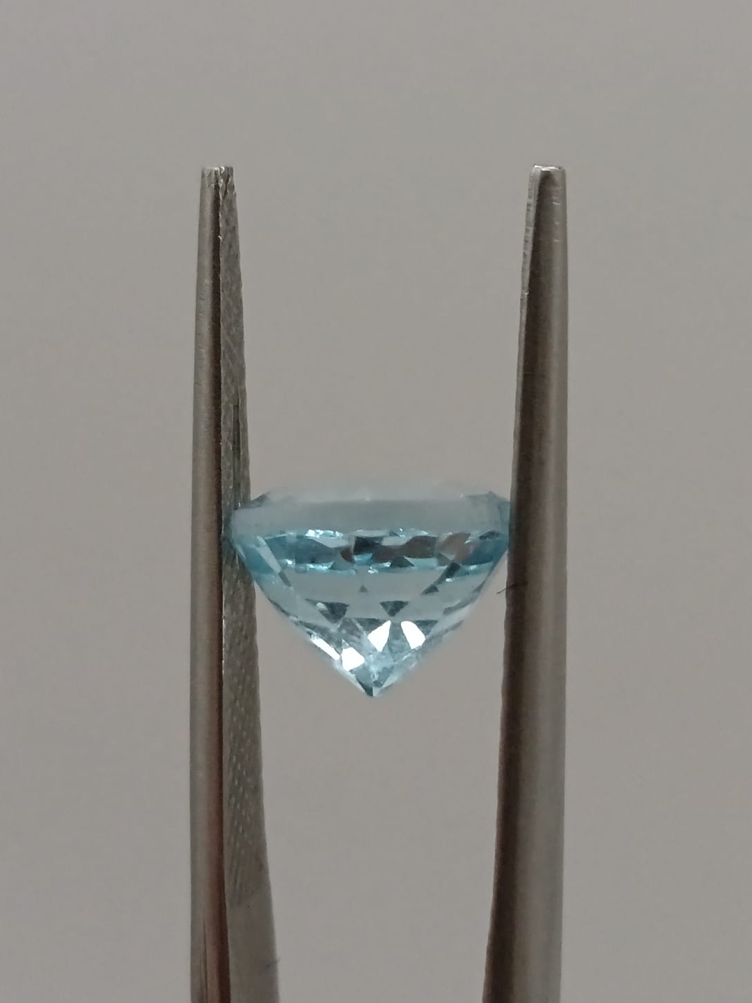 Aguamarina circular de 2.91ct
