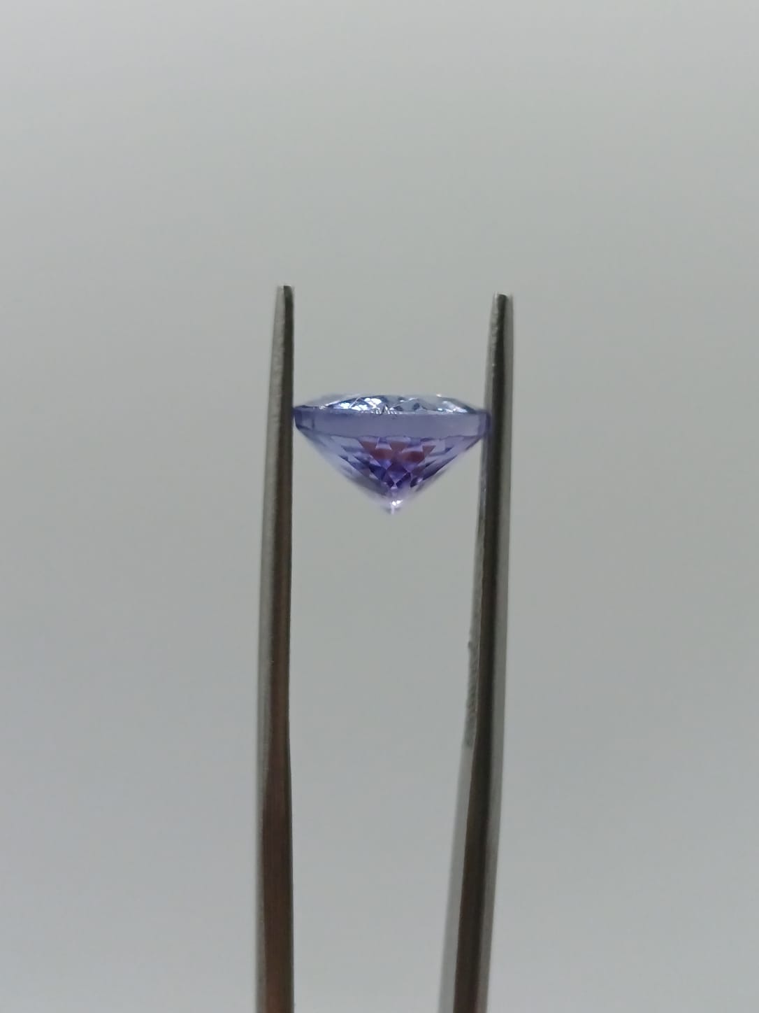 Tanzanita ovalada de 4.01ct