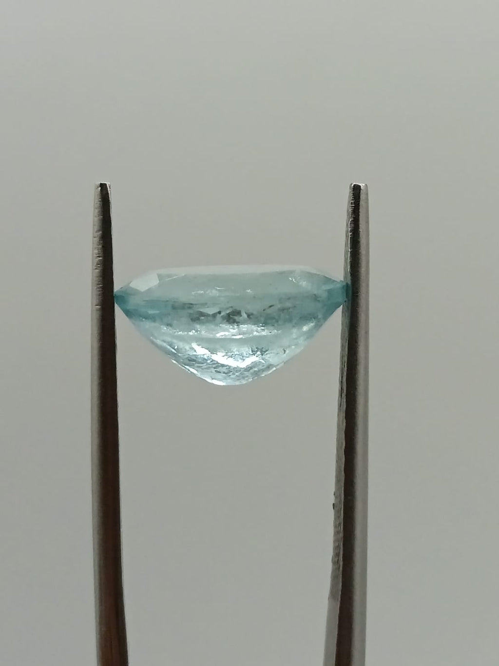 Aguamarina ovalada de 3.11ct