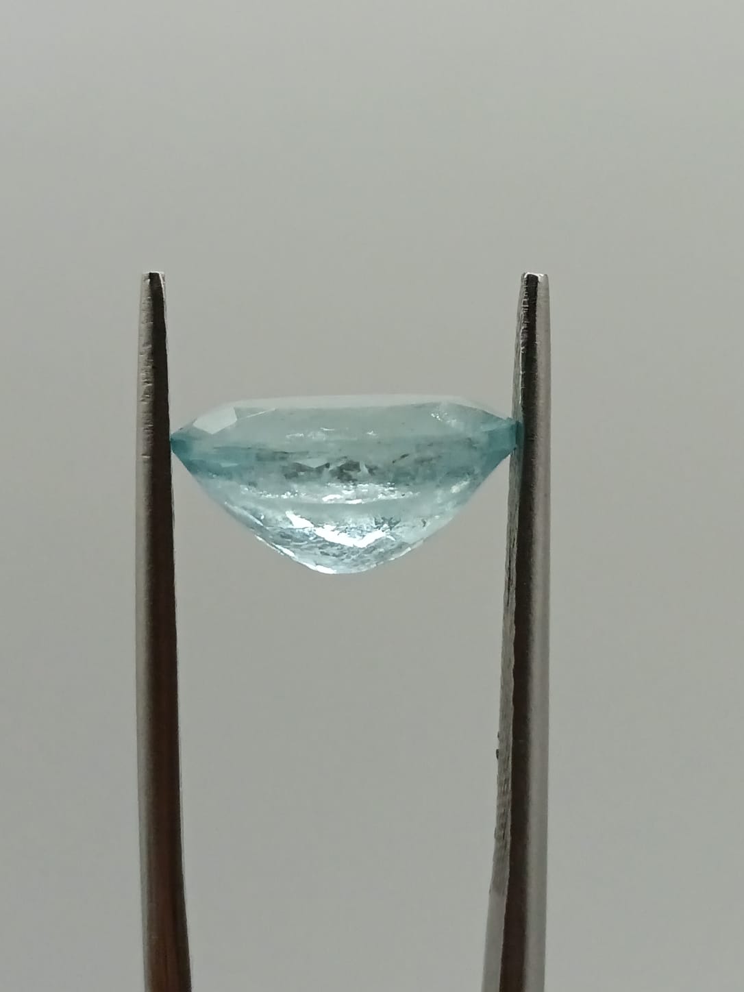 Aguamarina ovalada de 3.11ct