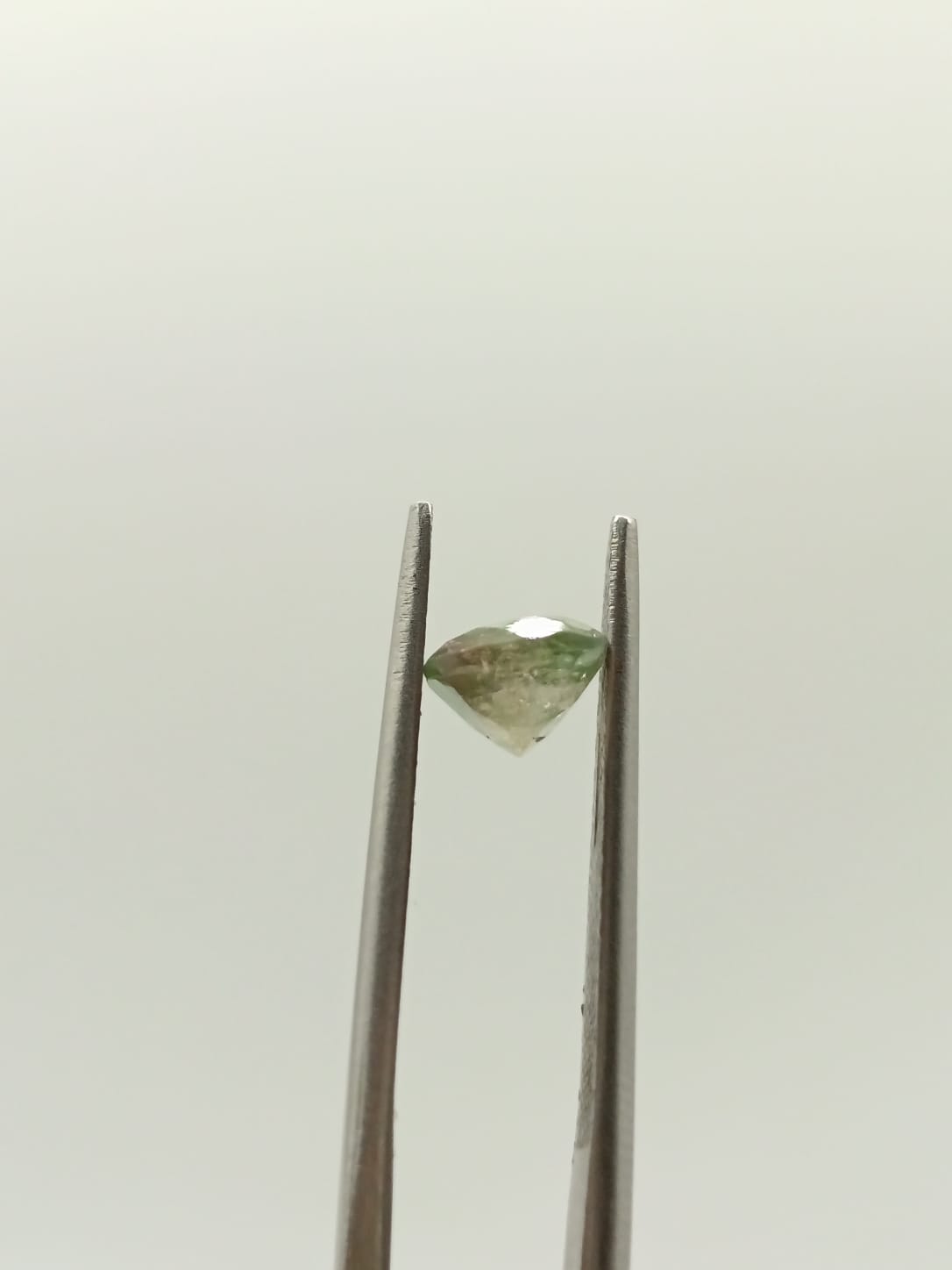 Turmalina sandia ovalada de 1.33ct