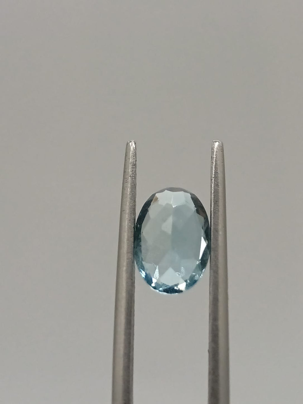 Aguamarina ovalada de 1.30ct