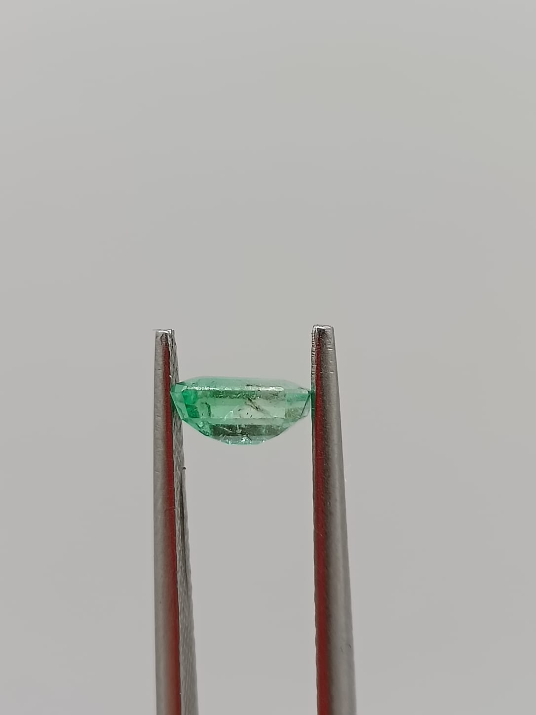 Esmeralda colombiana rectangular de 0.53ct