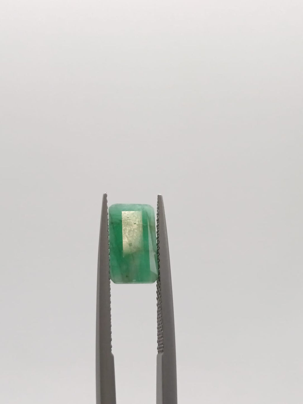 Esmeralda brasileña rectangular de 2.31ct