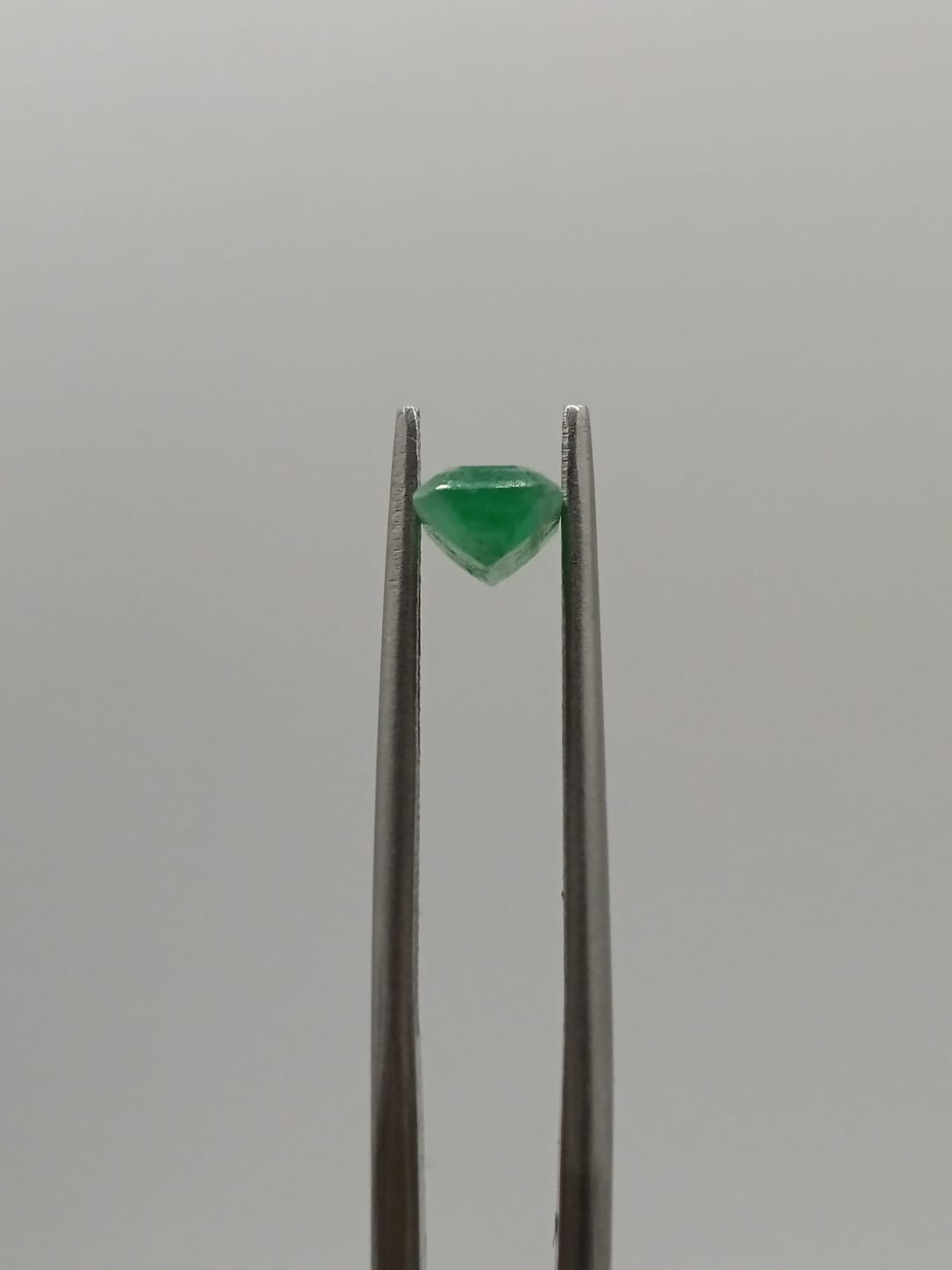 Esmeralda brasileña rectangular de 1.10ct