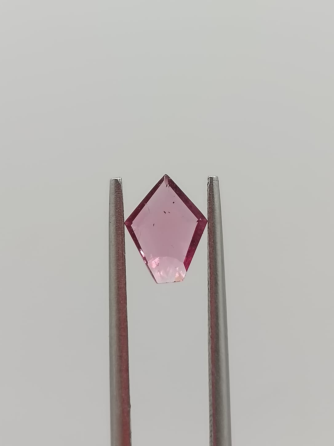 Turmalina rosa corte fancy de 0.53ct