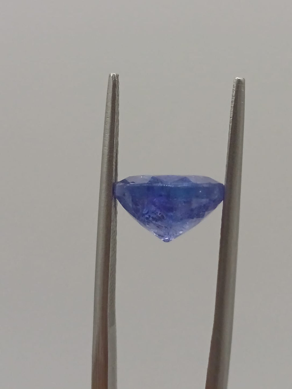 Tanzanita circular de 3.31ct