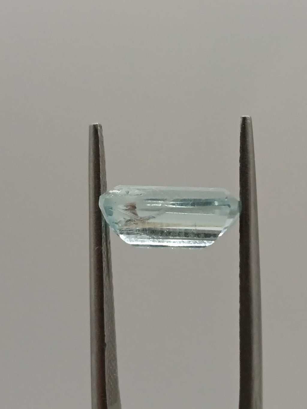 Aguamarina rectangular de 1.87ct
