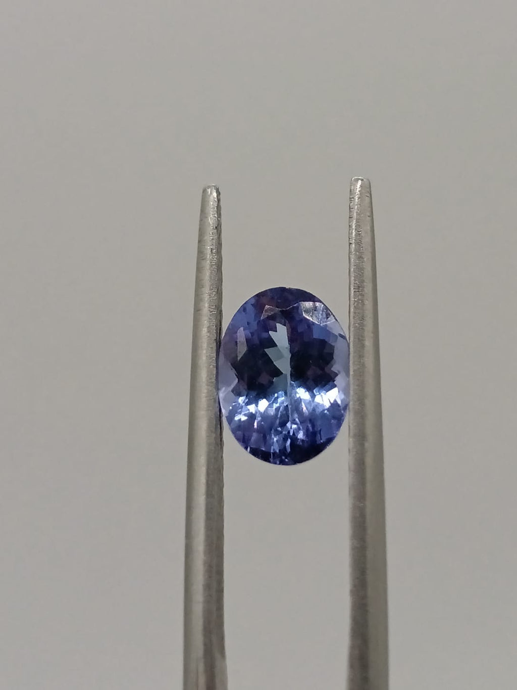 Tanzanita ovalada de 1.29ct