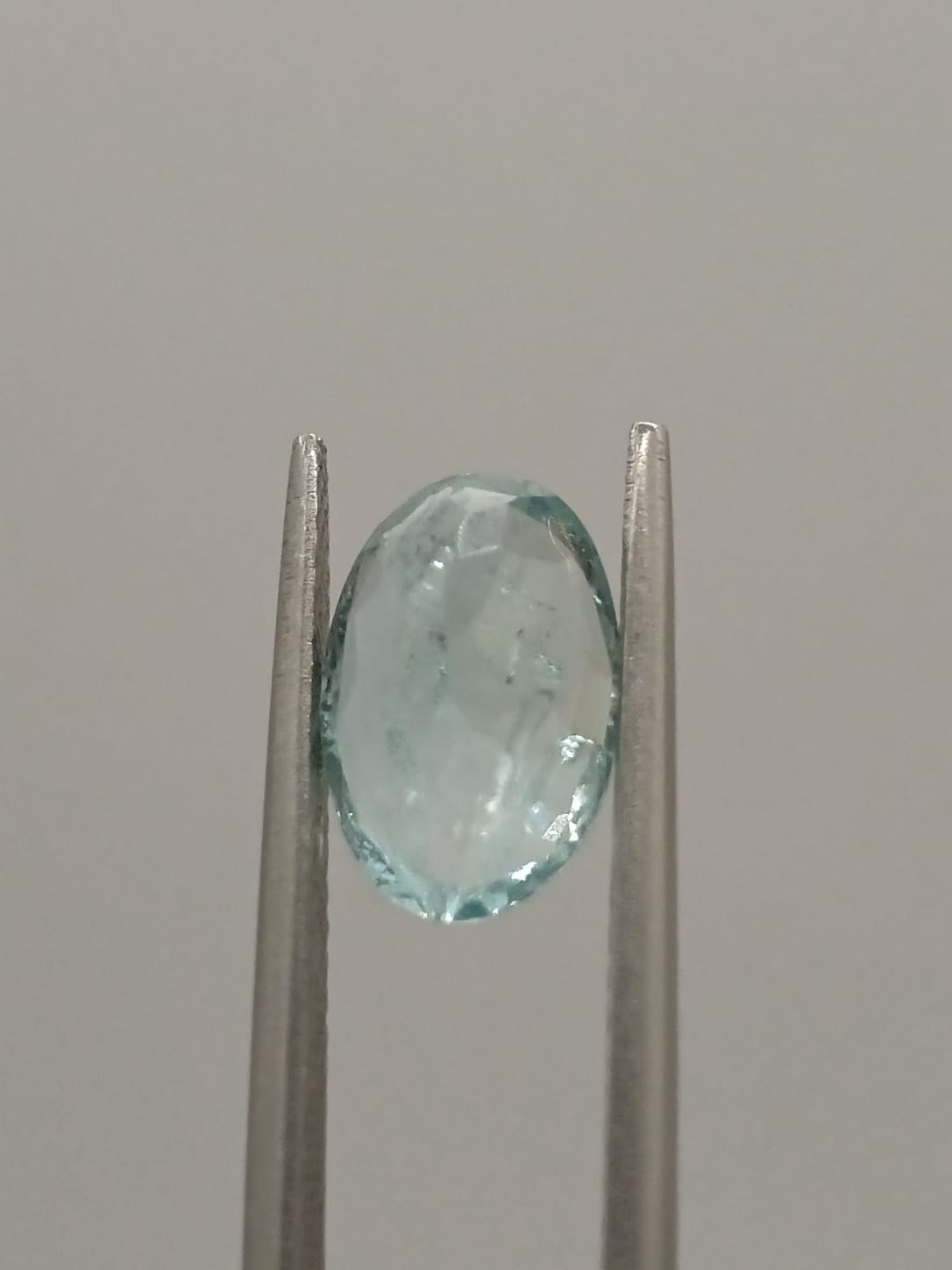 Aguamarina ovalada de 2.19ct