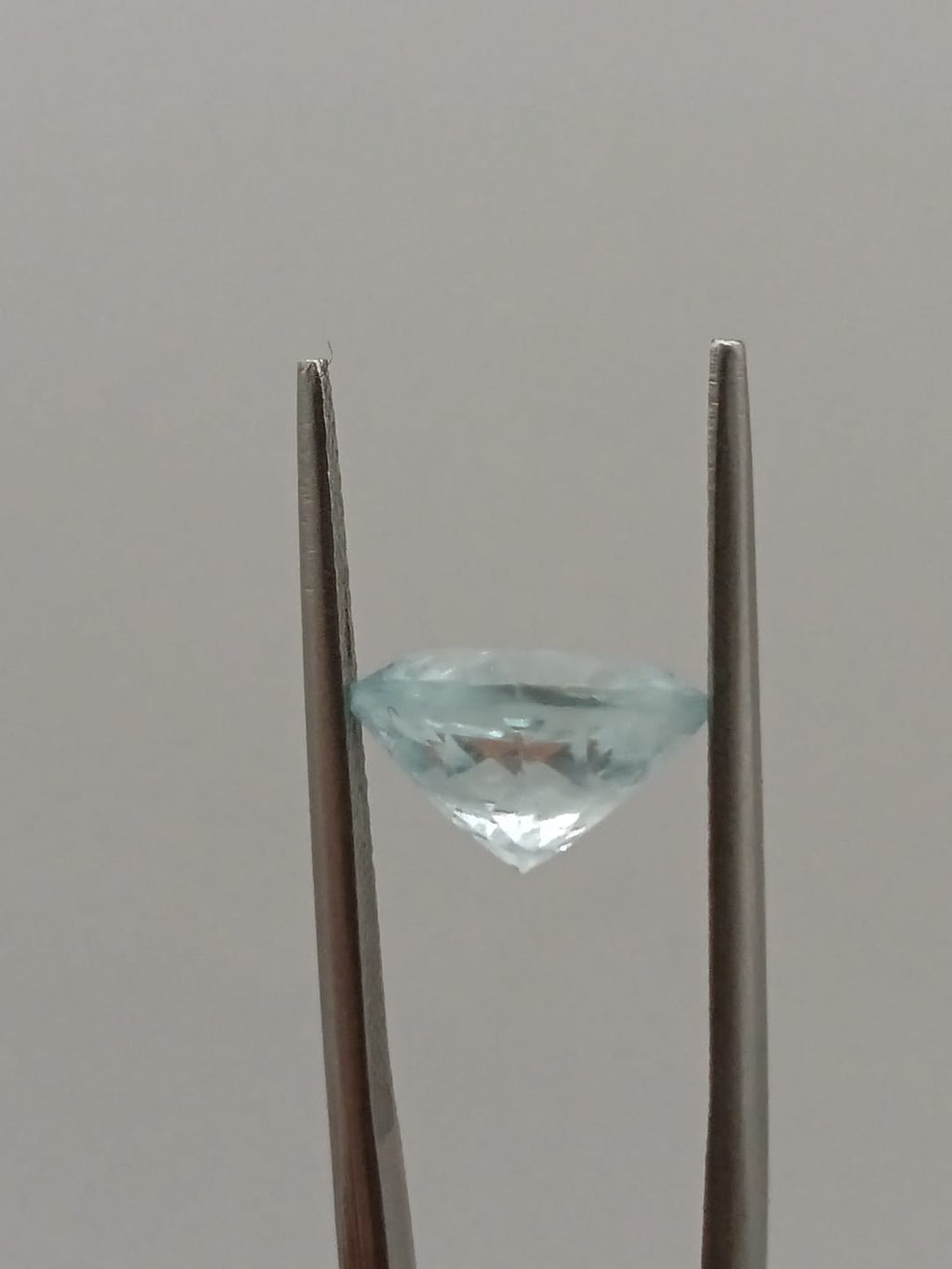 Aguamarina circular de 2.77ct