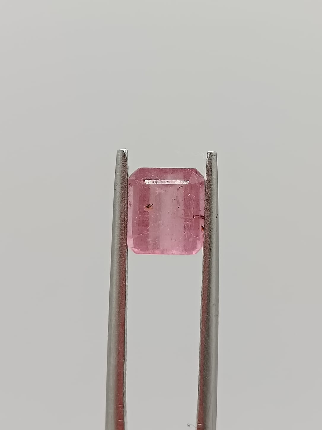Turmalina rosa cuadrada de 1.61ct