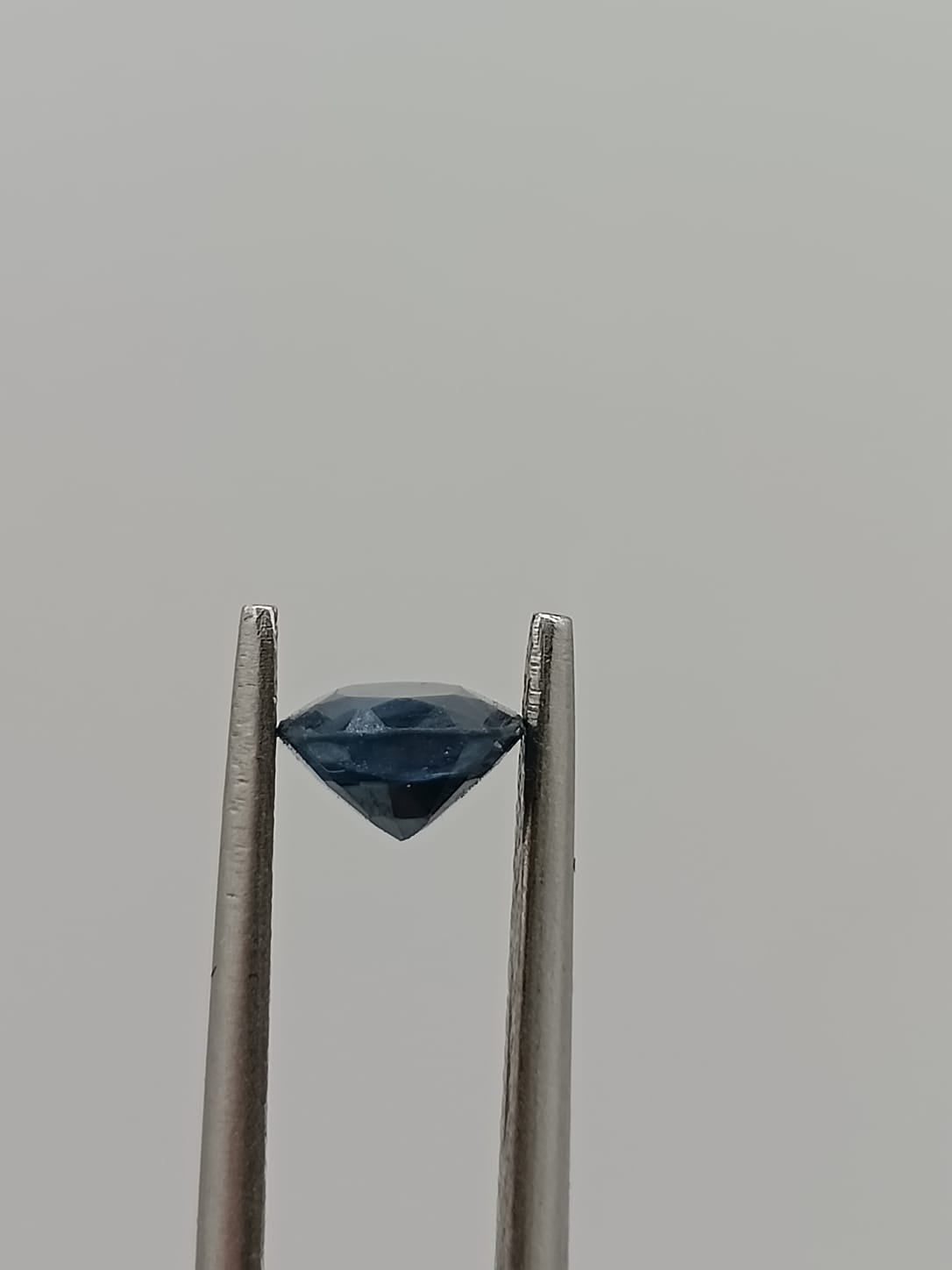 Zafiro ovalado de 0.97ct