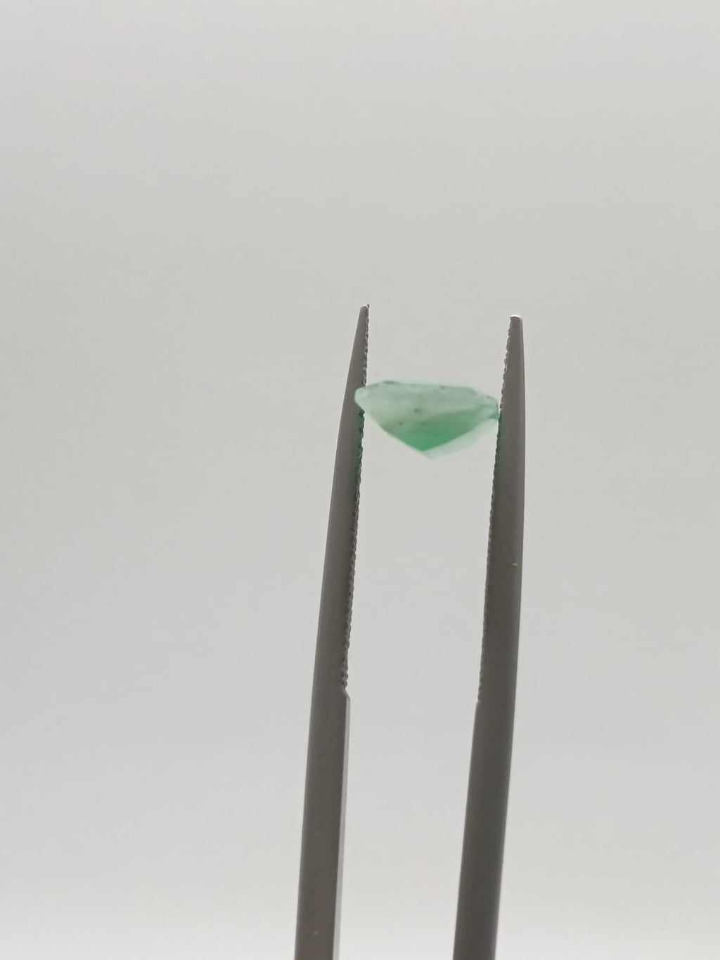 Esmeralda brasileña rectangular de 2.23ct