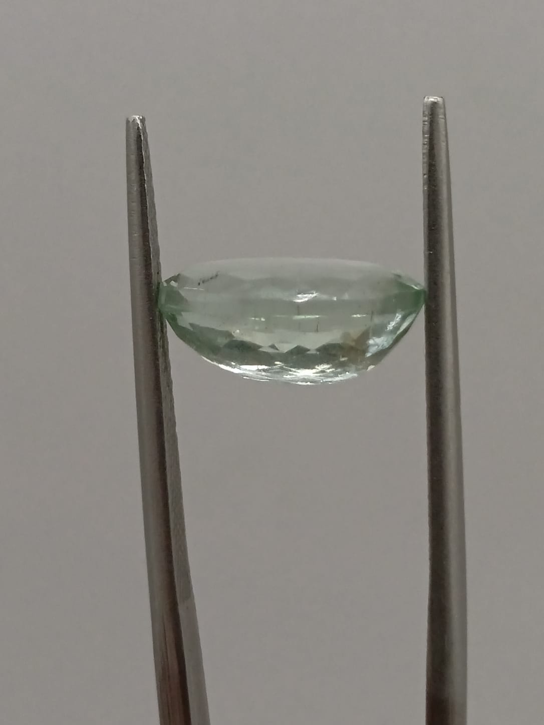 Aguamarina ovalada de 3.00ct