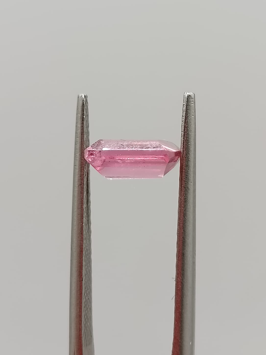 Turmalina rosa rectangular de 1.47ct