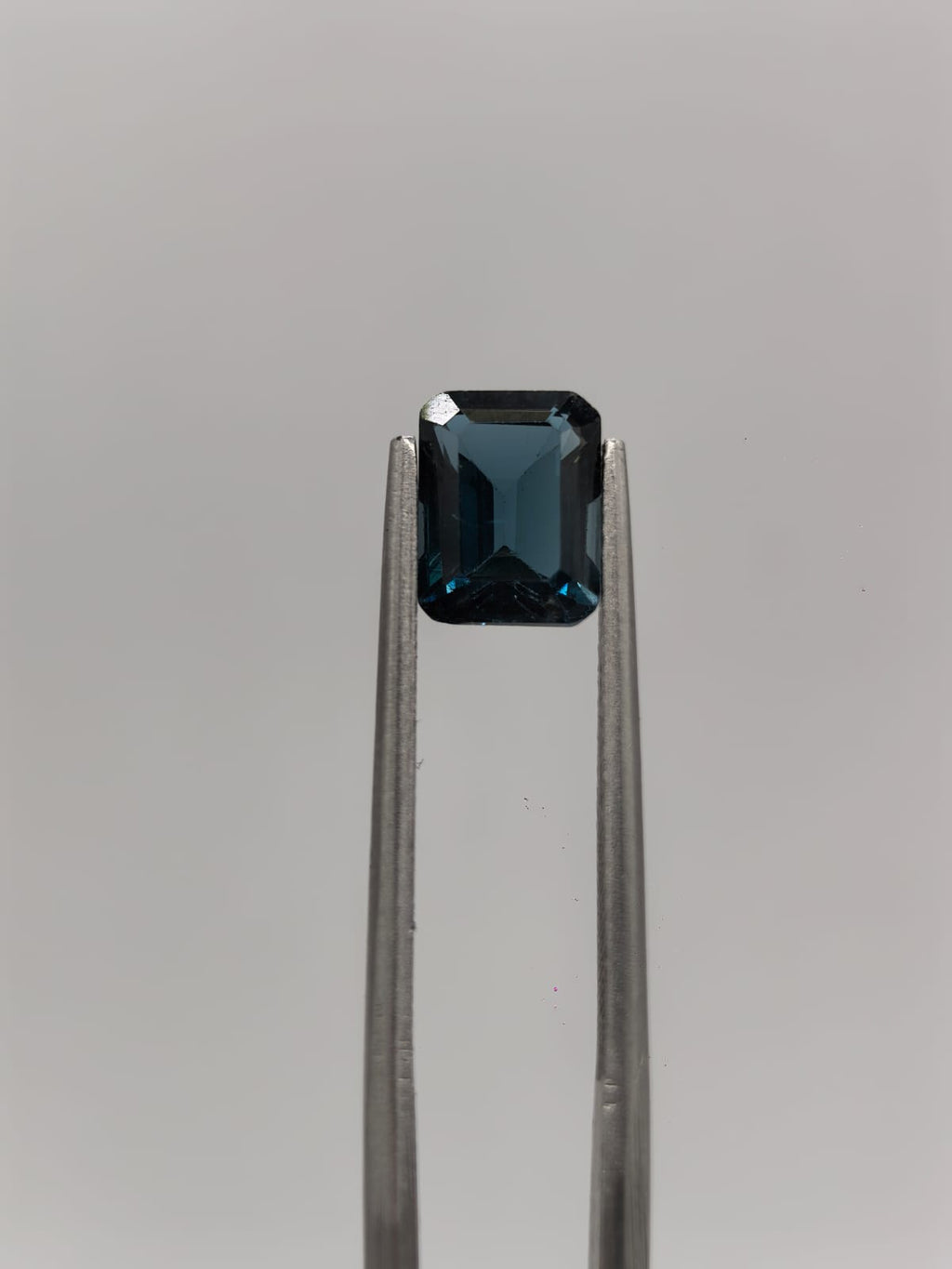 Topacio London blue rectangular de 2.04ct