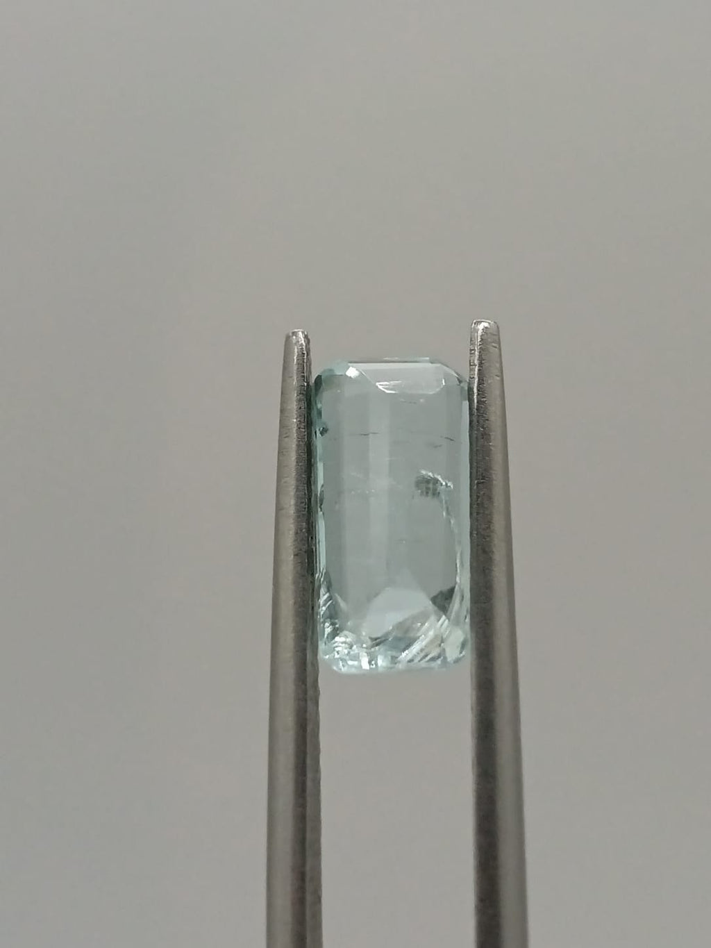 Aguamarina rectangular de 1.87ct