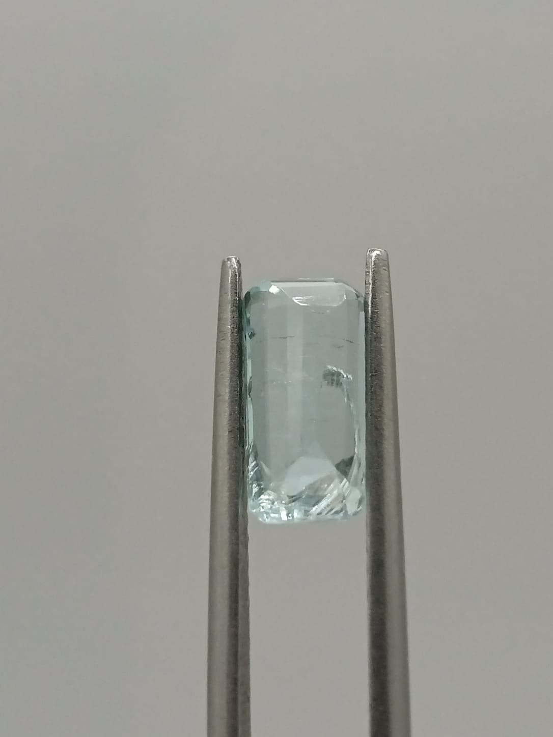 Aguamarina rectangular de 1.87ct