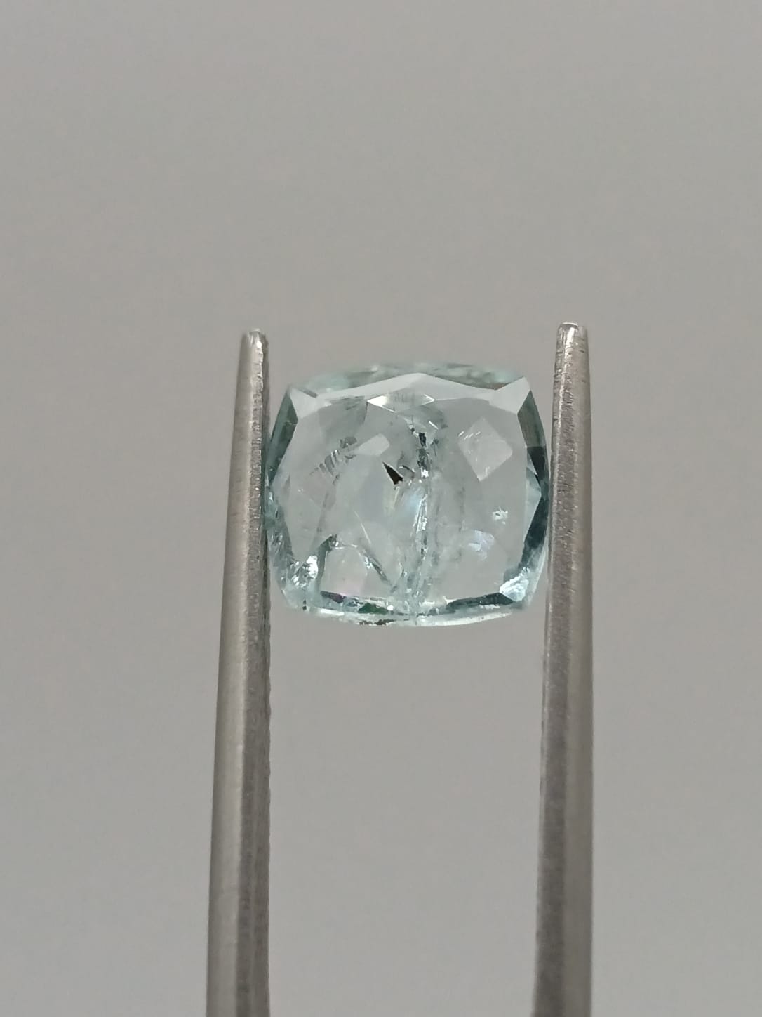 Aguamarina cuadrada de 2.16ct