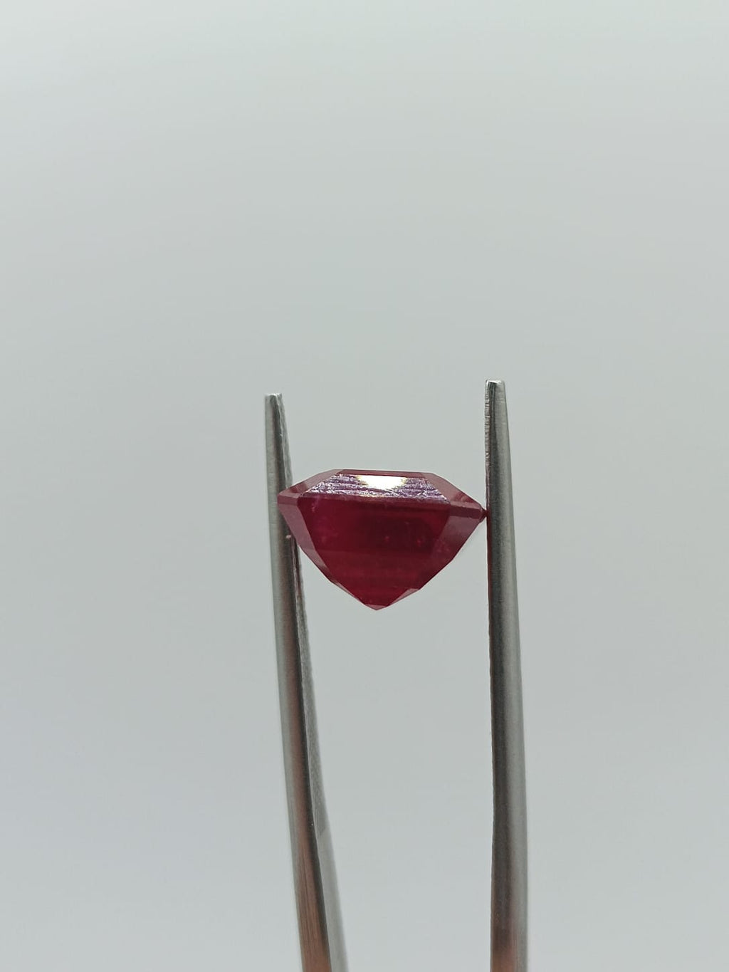 Rubí rectangular de 4.54ct