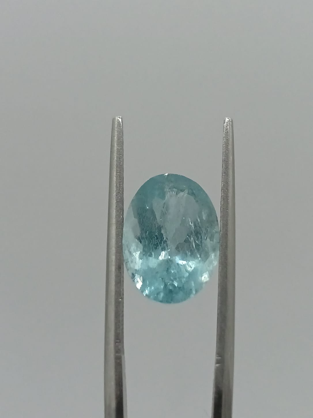 Aguamarina ovalada de 3.13ct