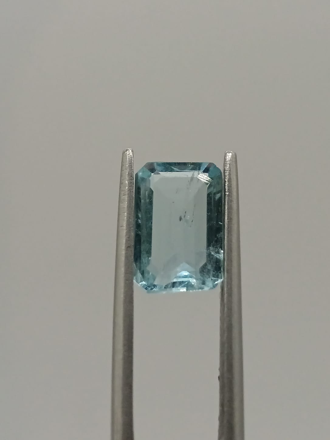 Aguamarina rectangular de 1.75ct