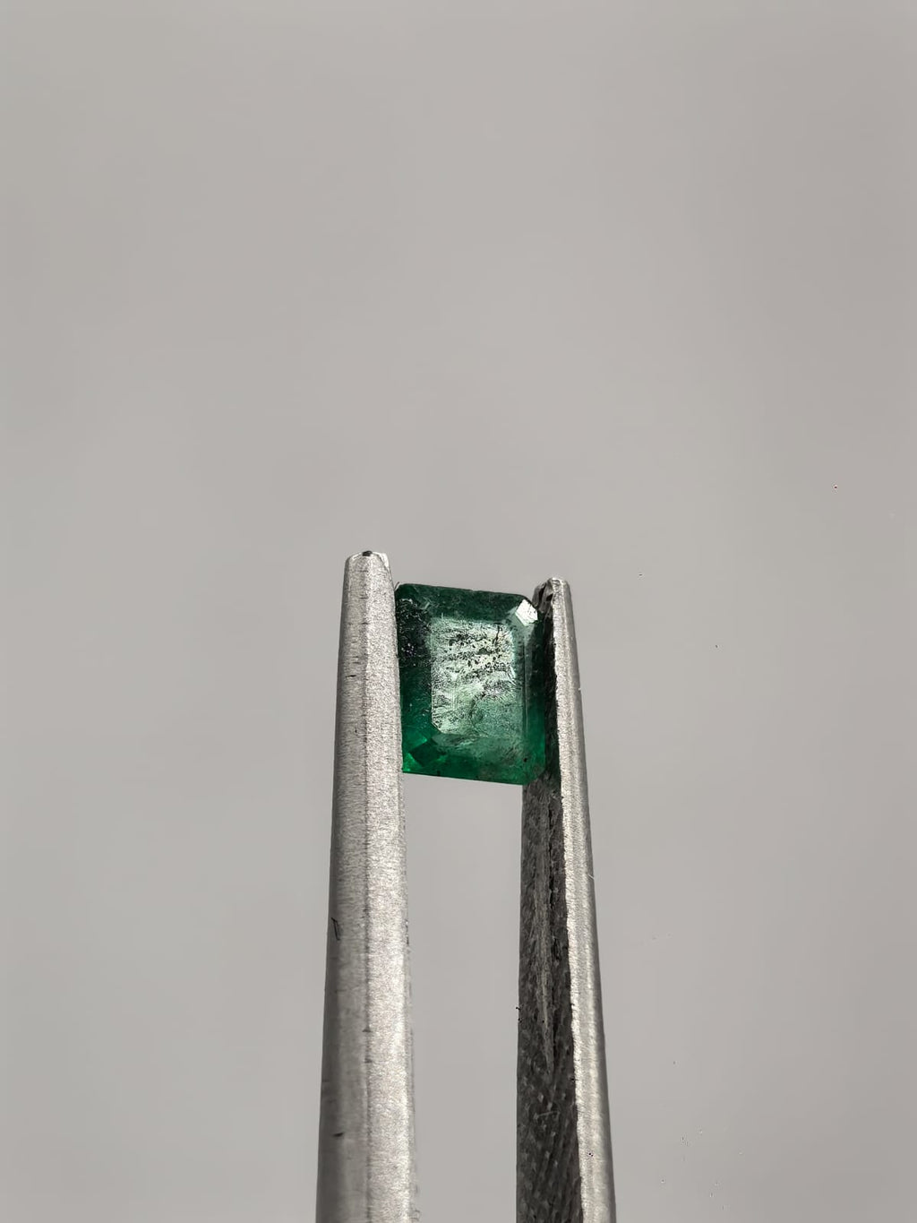 Esmeralda colombiana rectangular de 0.35ct