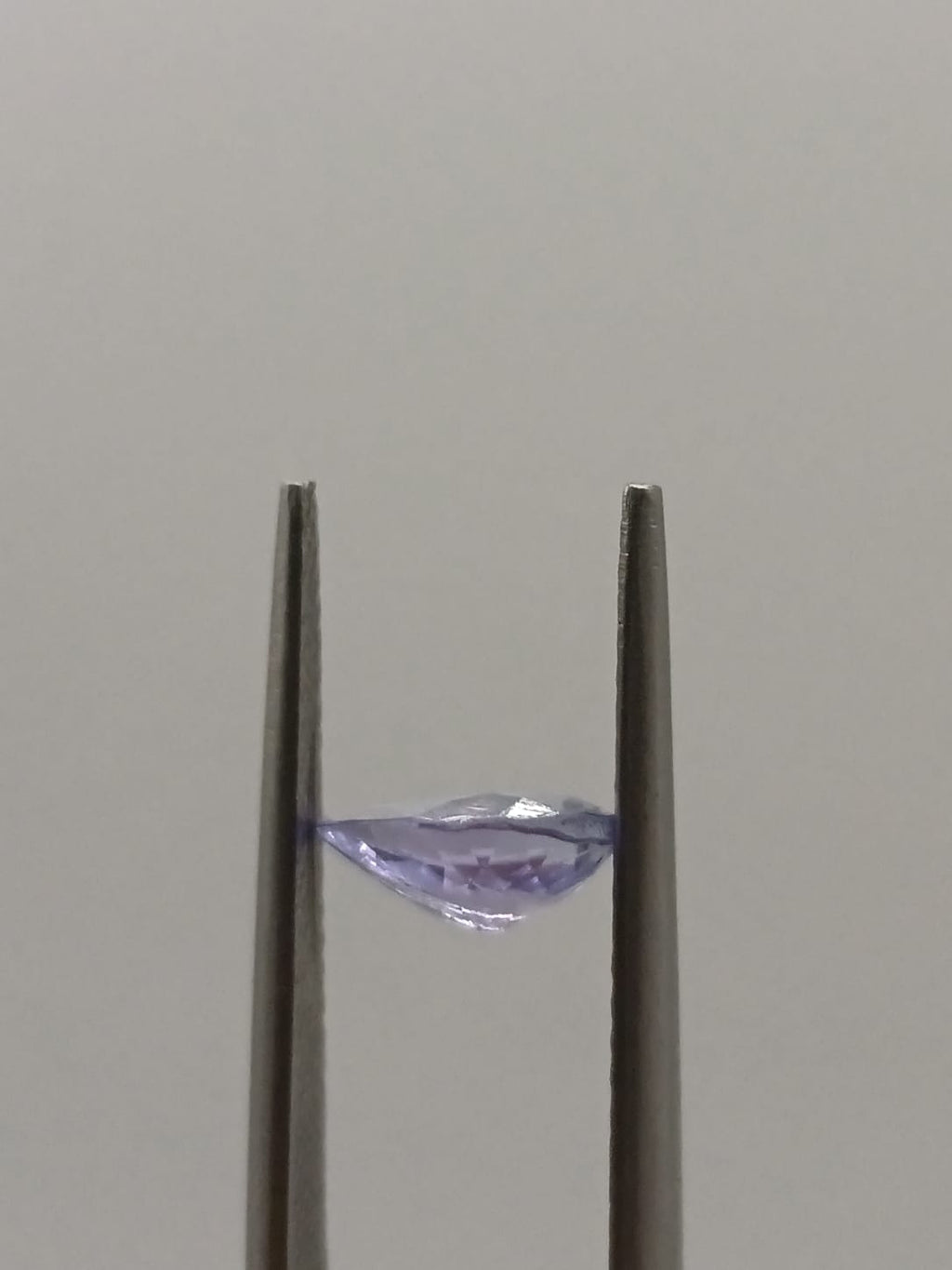 Tanzanita forma de gota de 0.89ct