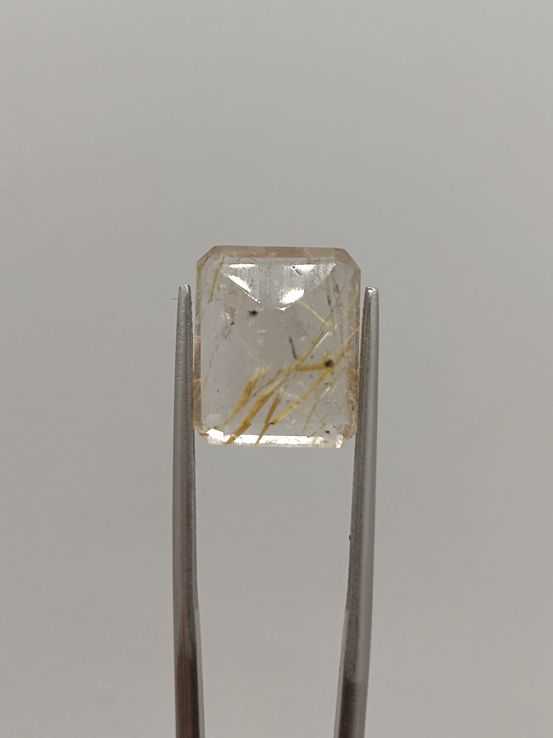 Cuarzo rutilado rectangular de 7.45ct