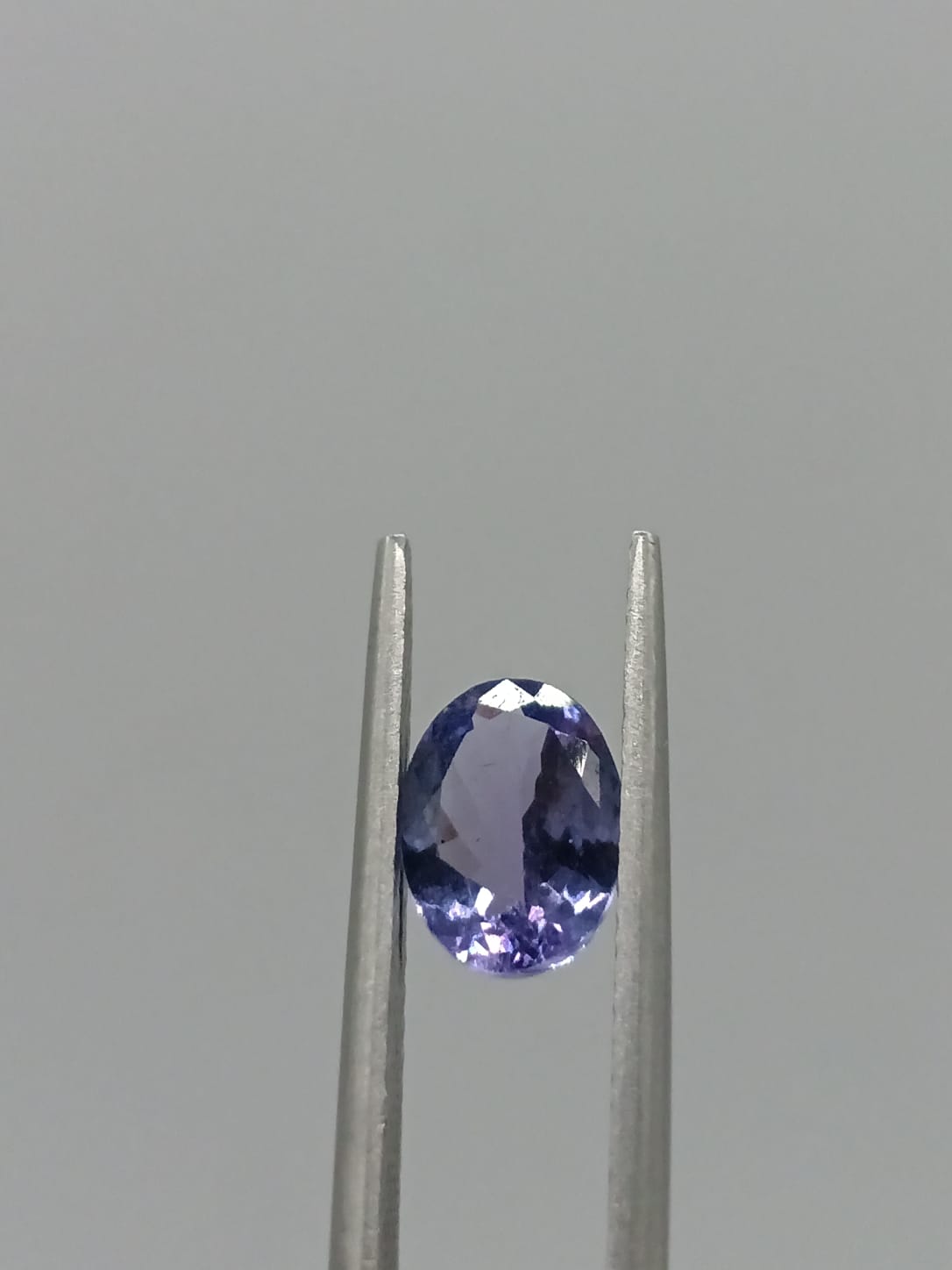 Tanzanita ovalada de 1.17ct