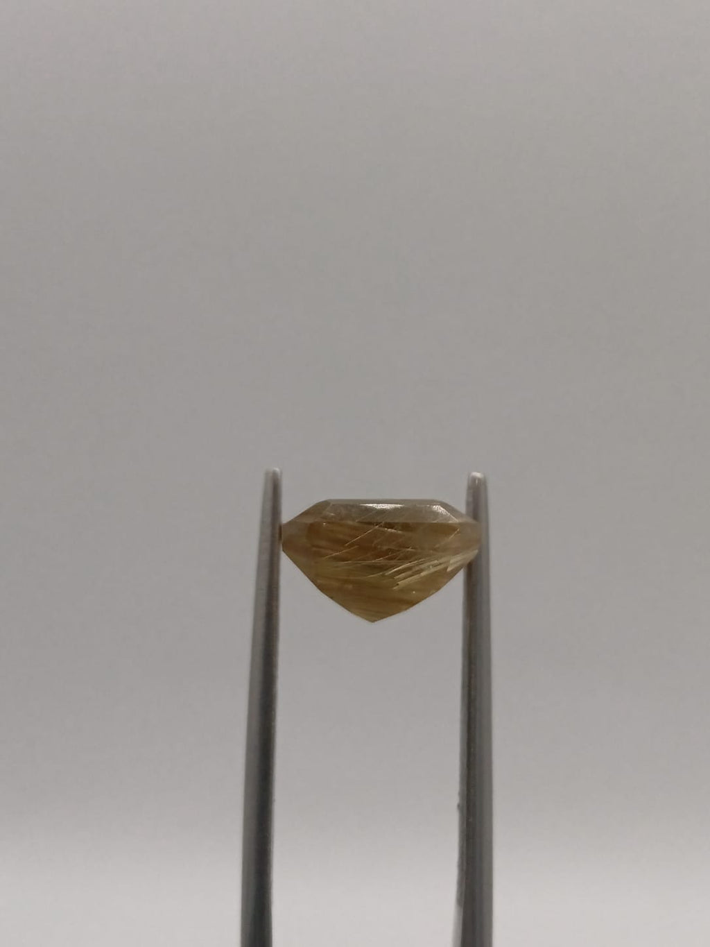 Cuarzo rutilado rectangular de 5.93ct
