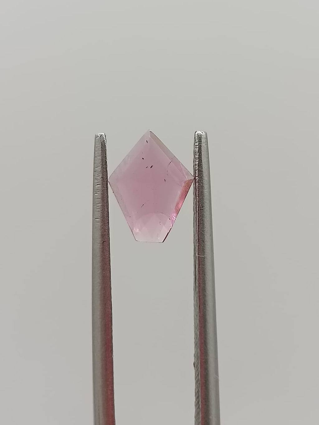 Turmalina rosa corte fancy de 0.53ct
