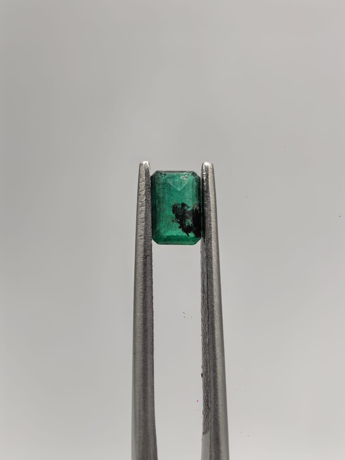 Esmeralda colombiana rectangular de 0.52ct