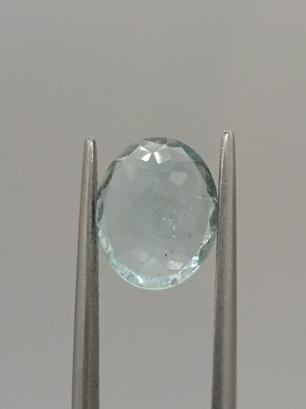 Aguamarina ovalada de 2.87ct