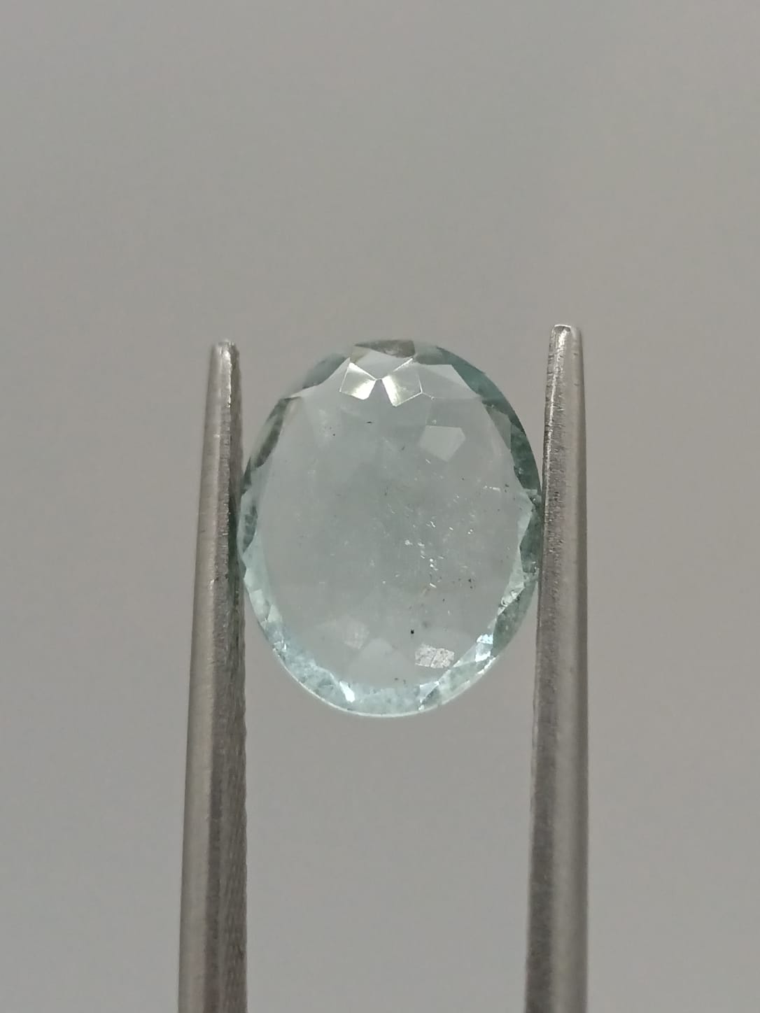 Aguamarina ovalada de 2.87ct