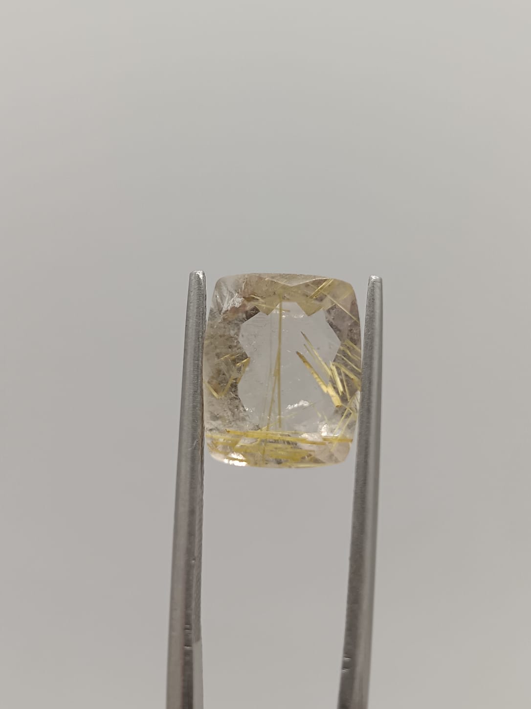 Cuarzo rutilado rectangular de 4.03ct