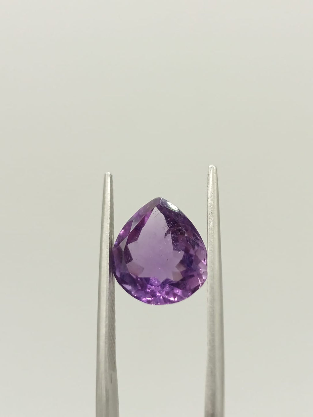 Amatista forma de gota de 4.09ct