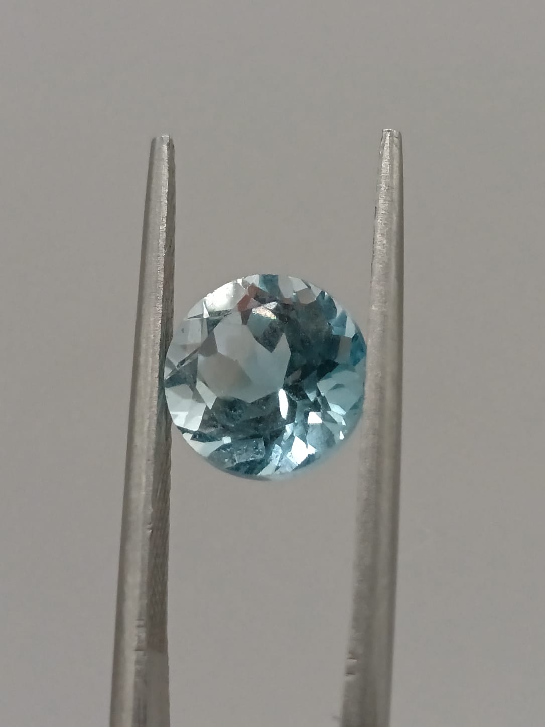Aguamarina circular de 2.91ct