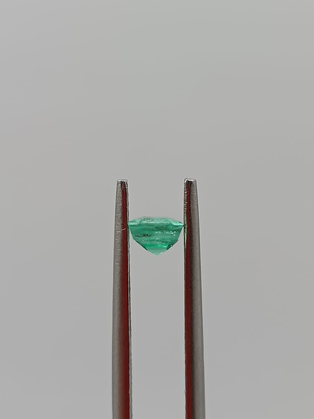 Esmeralda colombiana rectangular de 0.53ct