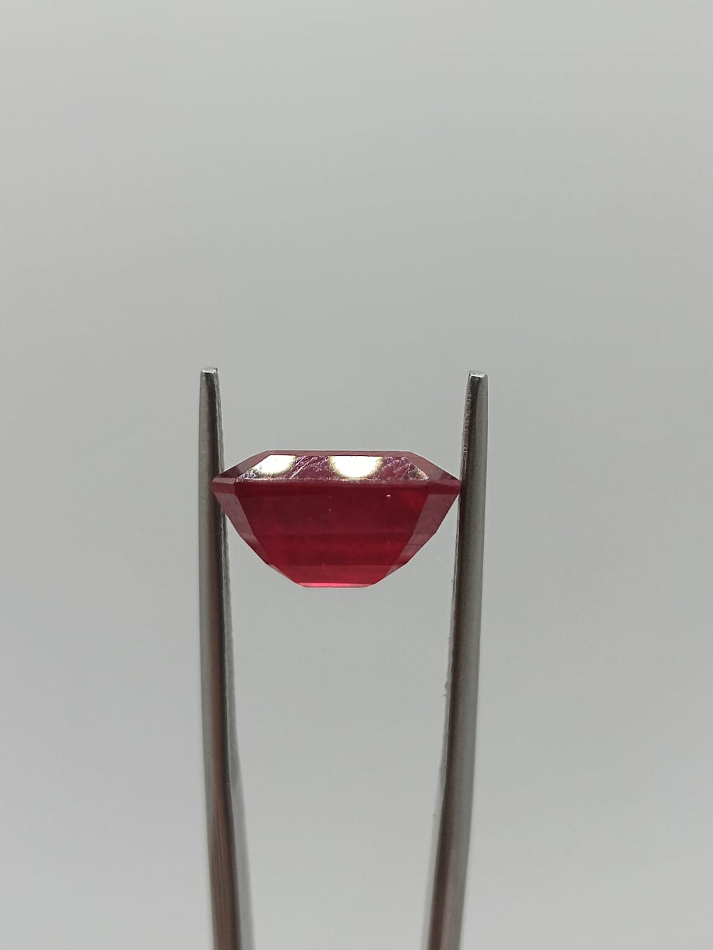 Rubí rectangular de 6.99ct