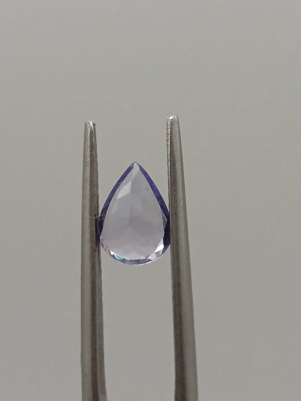 Tanzanita forma de gota de 0.89ct