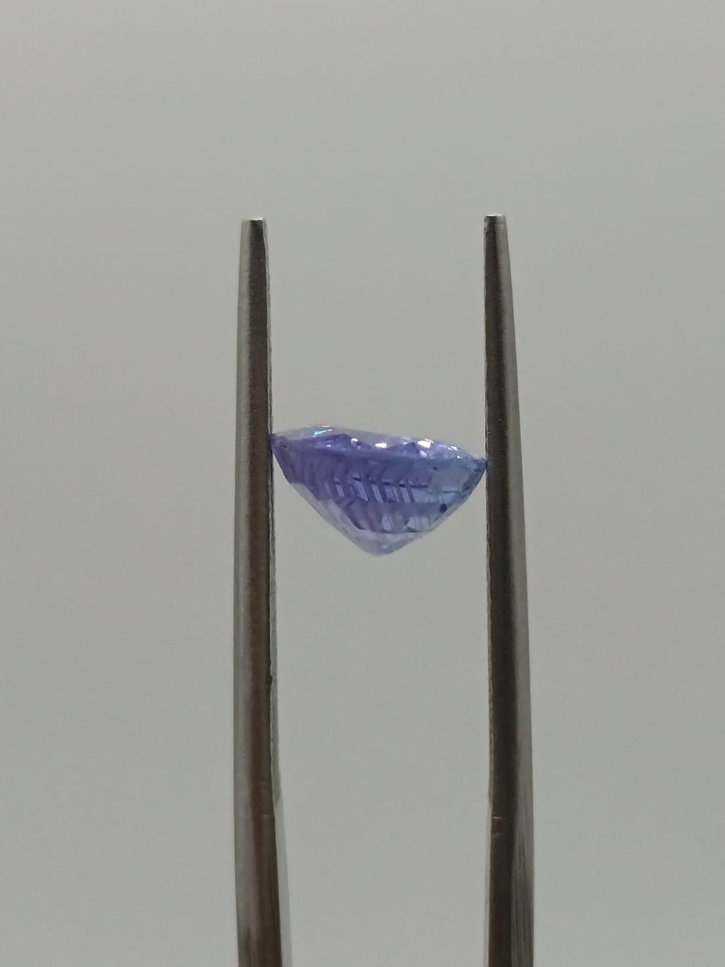 Tanzanita ovalada de 2.79ct