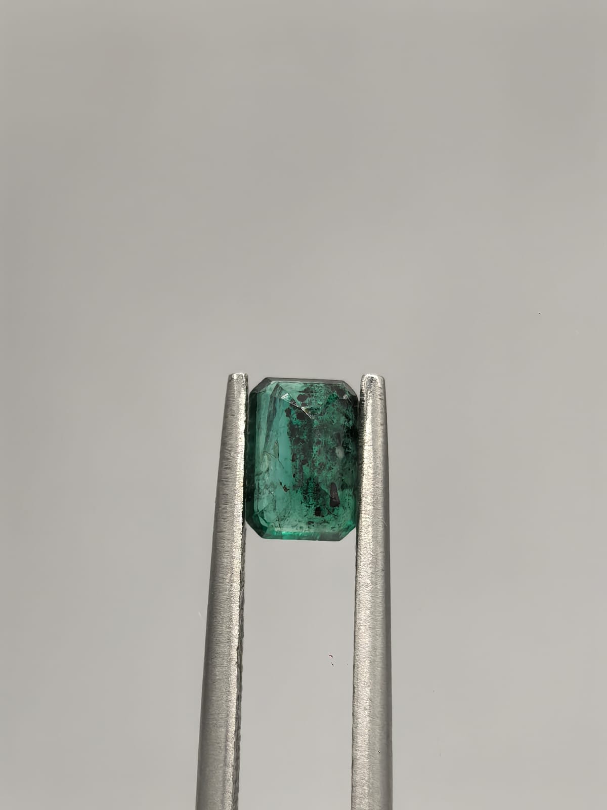 Esmeralda colombiana rectangular de 0.63ct