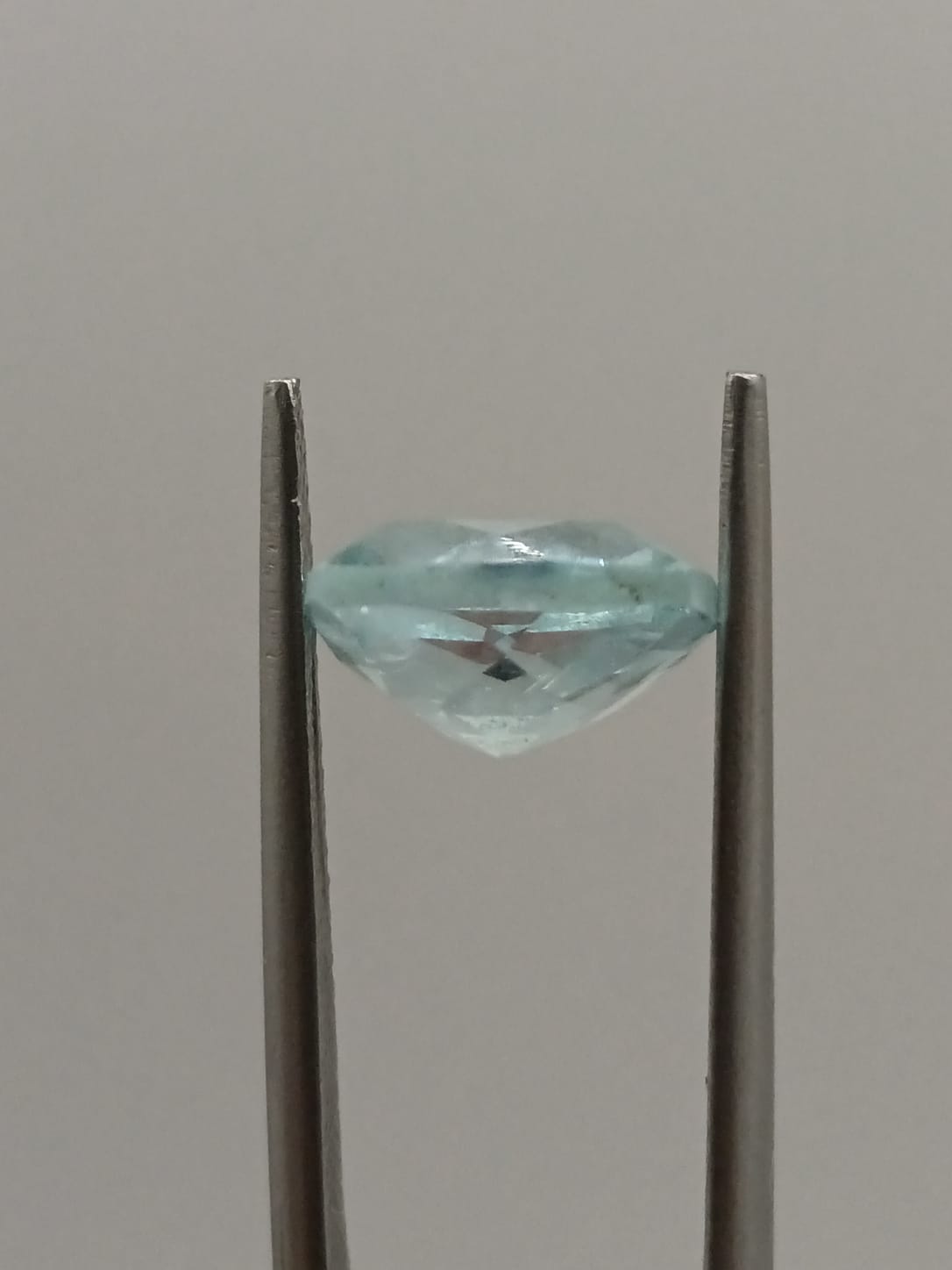 Aguamarina cuadrada de 2.85ct