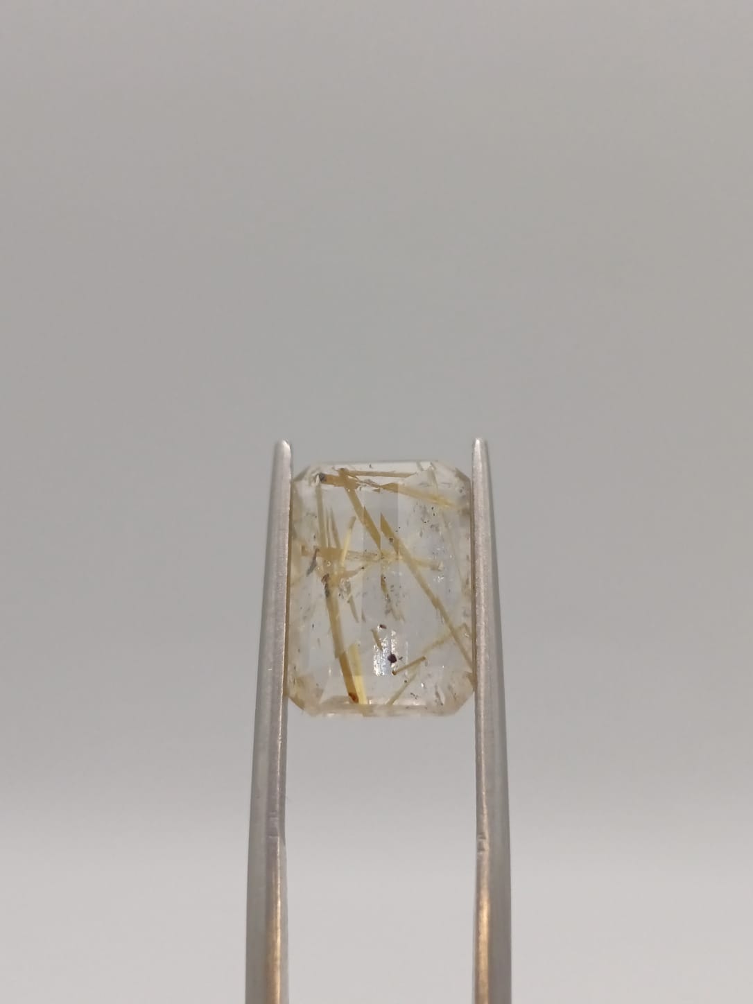 Cuarzo rutilado rectangular de 5.86ct