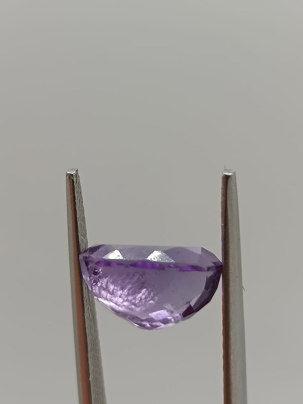 Amatista ovalada de 3.23ct