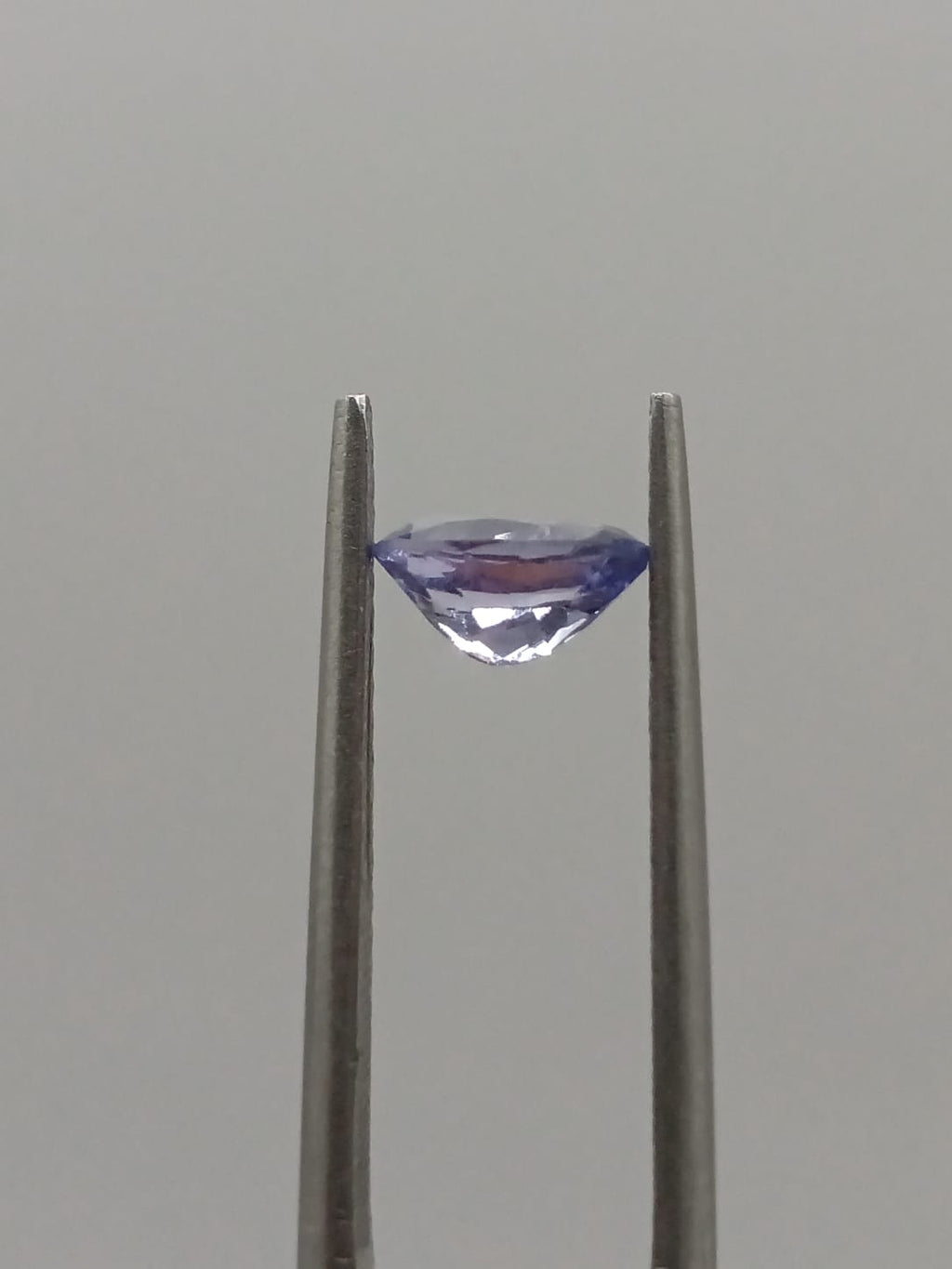 Tanzanita ovalada de 0.84ct